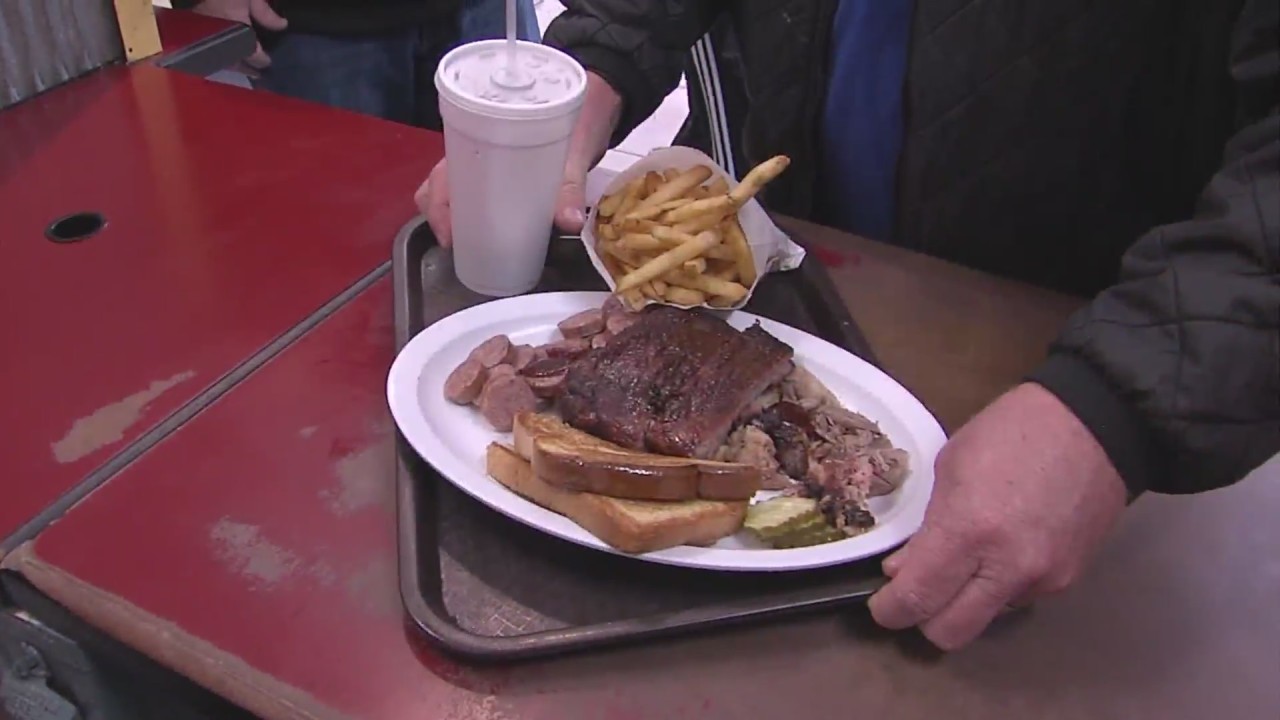 Kansas City restaurants have been gearing up for the busy Super Bowl weekend