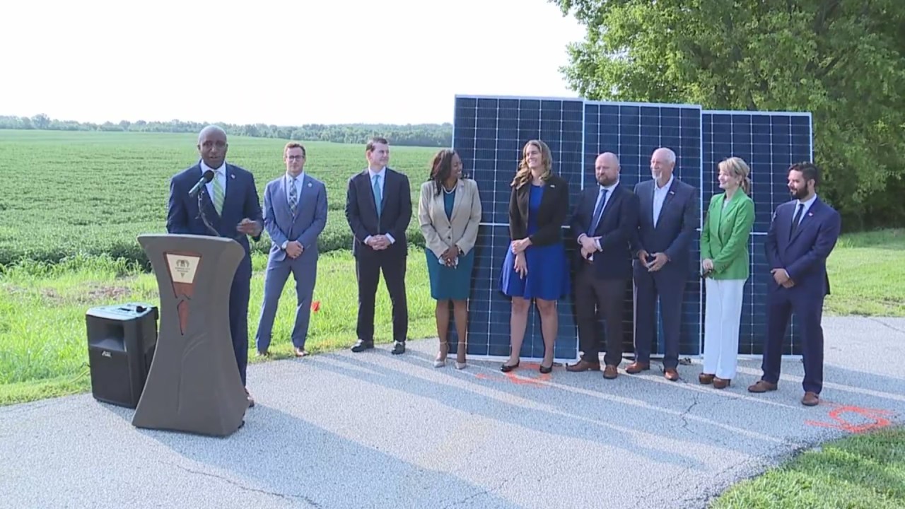 Kansas City advances plan for solar array near KCI Airport