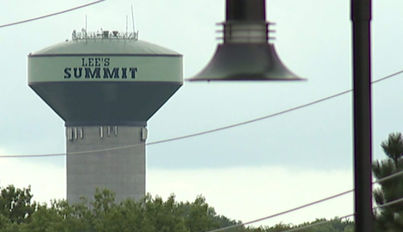 Kansas City-area shopping center adds new retailers, café