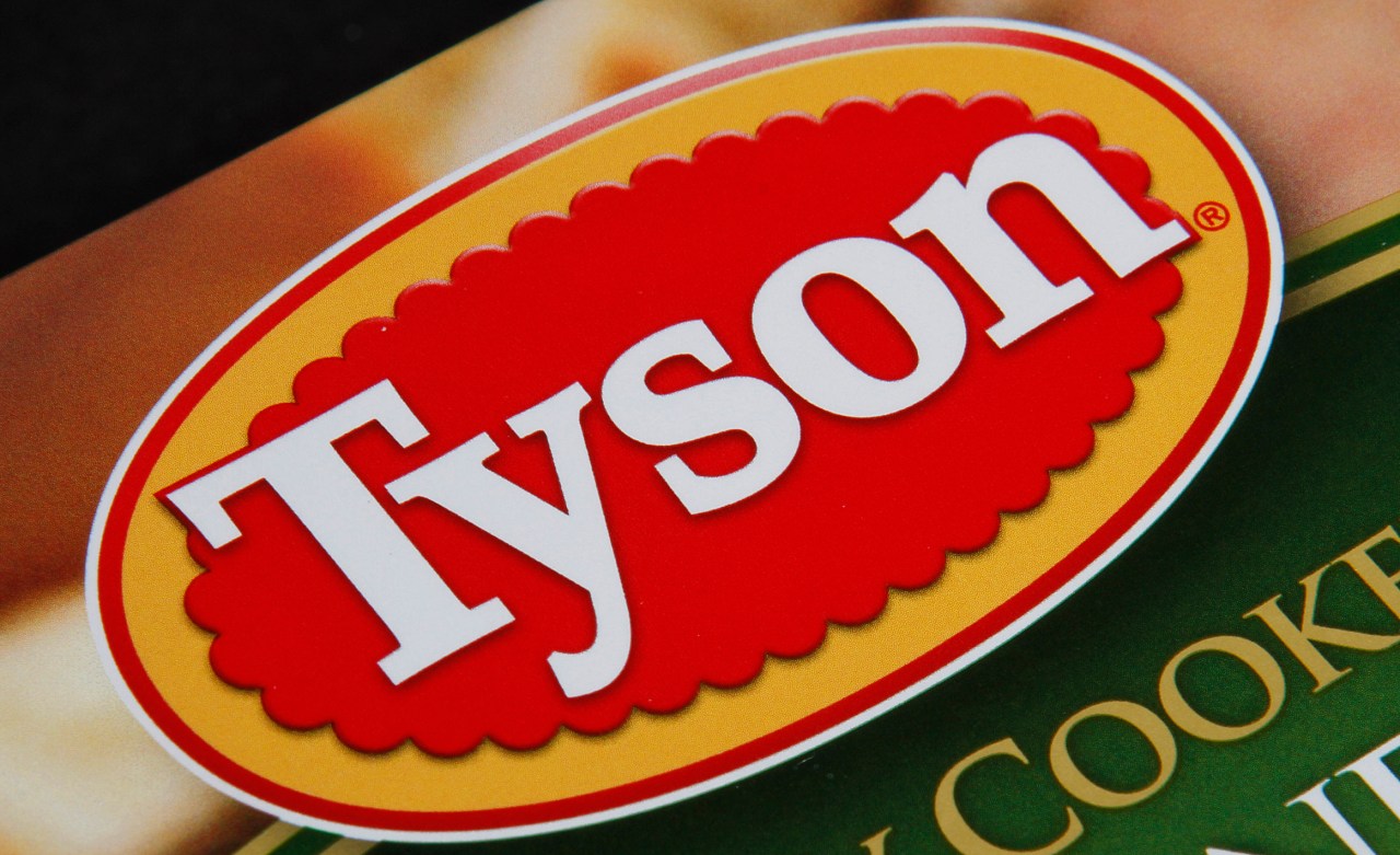 Attorney general urges Tyson Foods to sell two Missouri plants