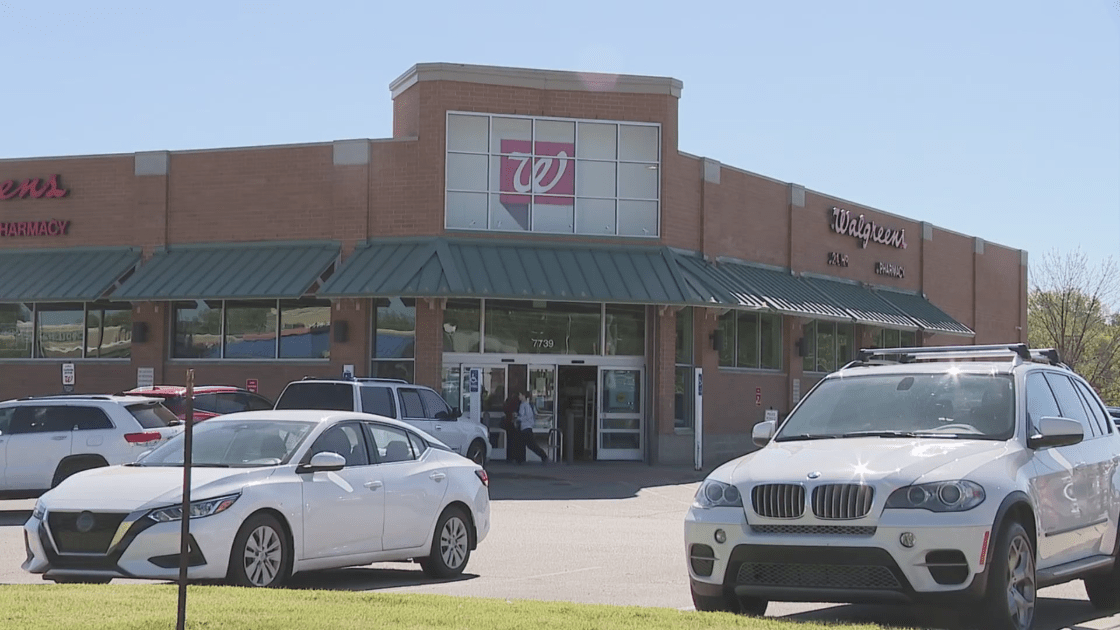 Pharmacists protest at stores across US