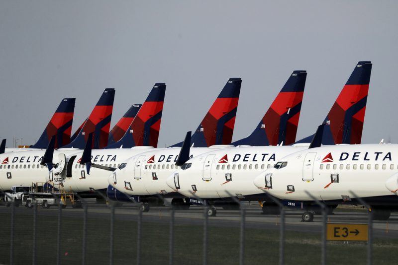 Delta scales back changes to loyalty program
