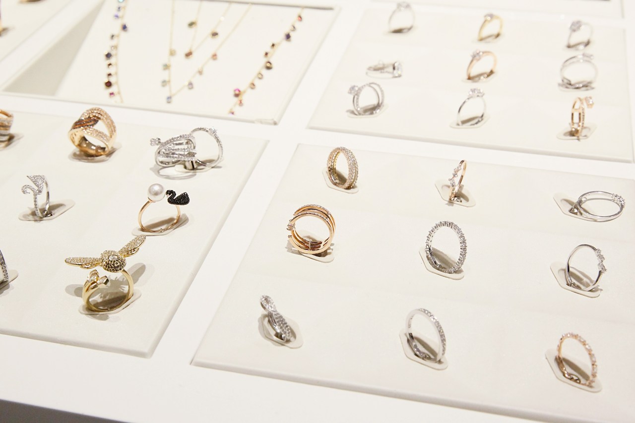 Swarovski jeweler to open on Kansas City's Country Club Plaza